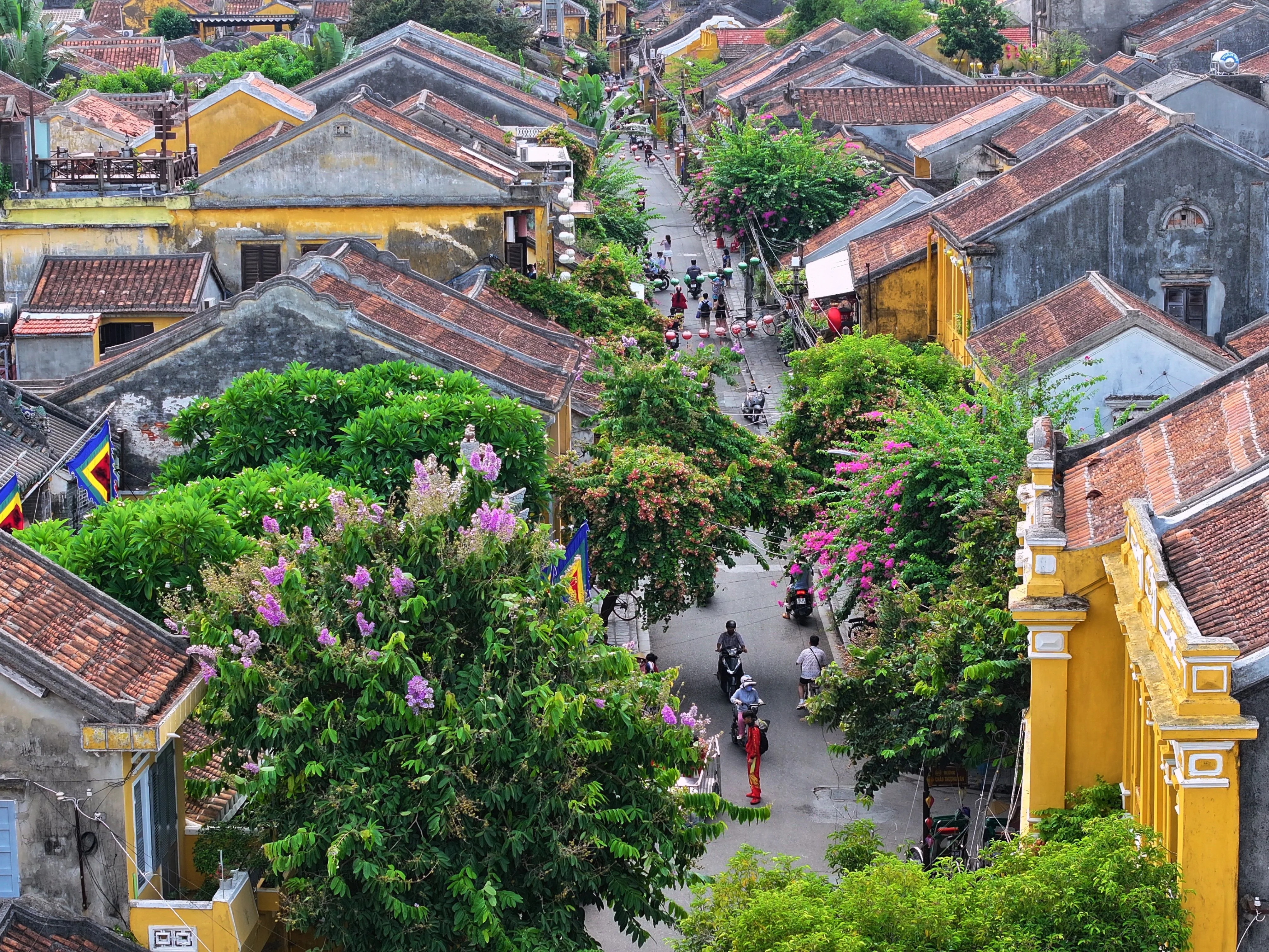 Essence of Hanoi and Halong Bay Tour Package 3 Nights 4 Days