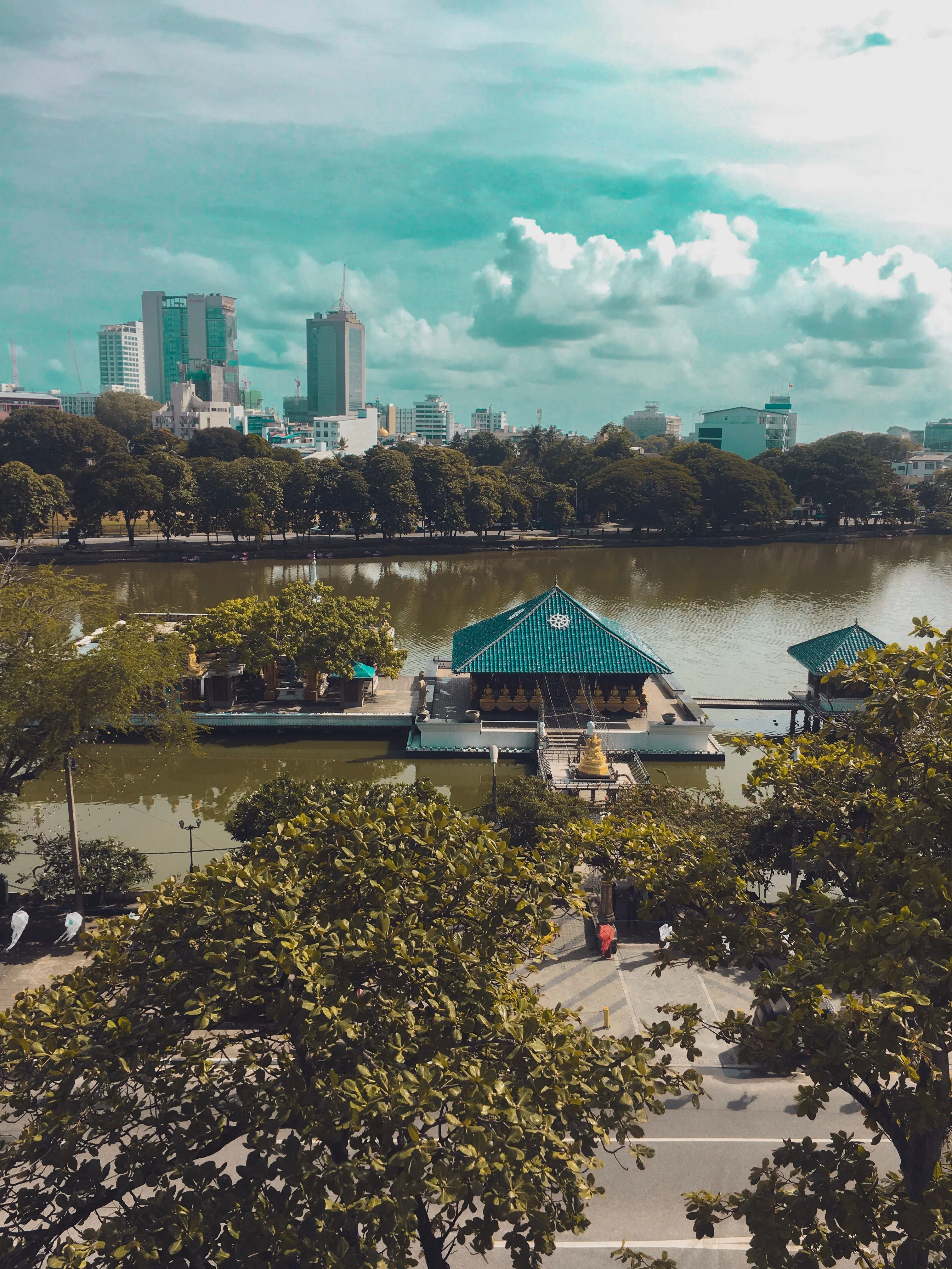 Sri Lanka Kandy Bentota Colombo Holiday Package 5 Nights 6 Days