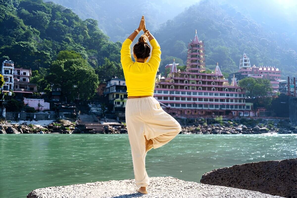 Reconnect with Nature: Adventure and Yoga Escapades in Rishikesh